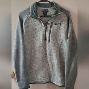 Patagonia Men's Gray 1/4 Zip-Up Pull Over Sweater. Sz M